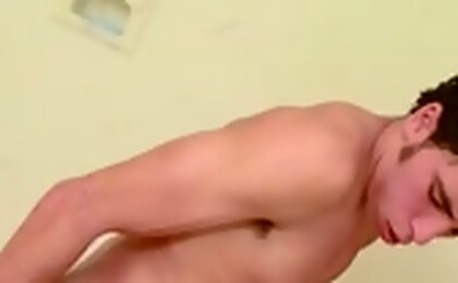 Sexy boy Austin Merrick rubs one out and cums on his chest
