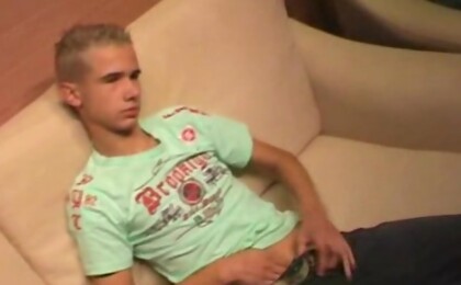 Lucas 18yo And Hung