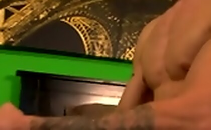 Mark Long heats things up with a fleshjack in this solo clip