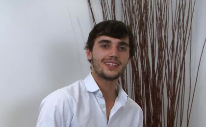  Straight Punter Matt - Today Not in Control of the Pole he gets his 1st Man Handling of his Own Stiff Pole!