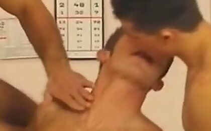Stud MDs performing oral reamination and in this 5-way scene
