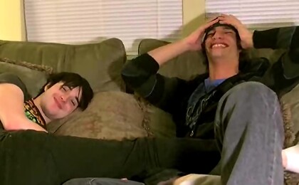 Tristan & Aron - Boys Tickle & Make Out