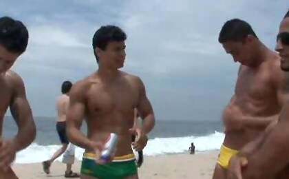 Muscle latin boys Tony Alves abd Lucas Pirelli fuck