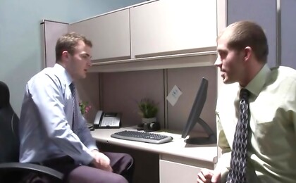 Discretion - STG - Str8 to Gay - Brandon Lewis and Christian Wilde