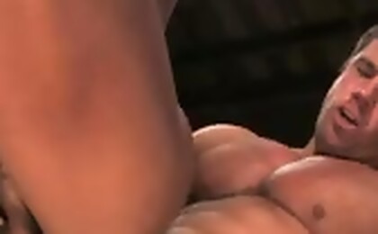 Built Tough. Zeb Atlas fucks Micah Brandt