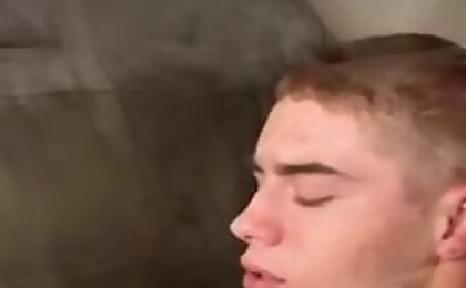 Chris Taylor wanking off his dick