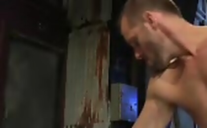 Extreme fisting session