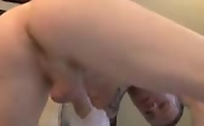 Shane Reno wanking off his cock