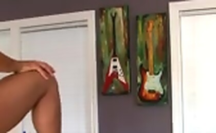 You love hot studs? Then watch this scene!