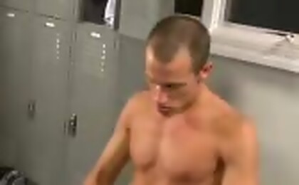 Hot man Kyle Quinn sucking a dildo & jacking off