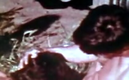 Vintage outdoor threesome fucking