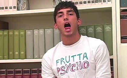 Cute twinks Nicola and Gabriele casting