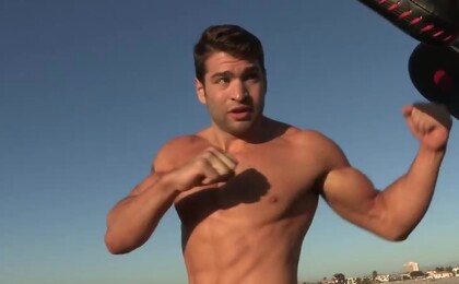 Masculed dude Harris masturbates