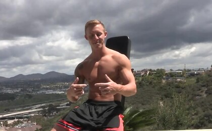 Muscle jock Mac jacking off dick