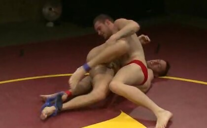 Bryan Cole "The Constrictor" vs. Hayden "The Swank" Richards