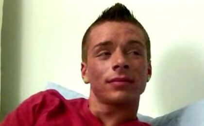 Cute 18 year old twink gets a handjob