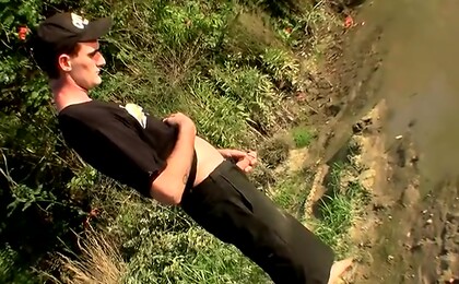 Pissing In The Wild With Duke - Duke