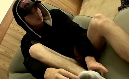 Straight 18 Year Old Skater Masturbates - Slip