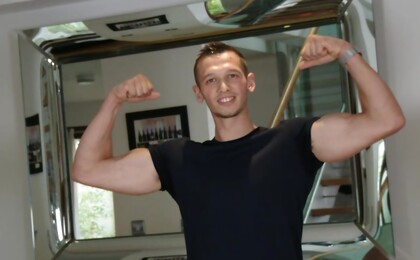 Young & Muscular Straight Lad Clayton Wanks