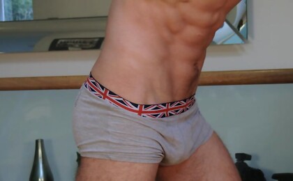 Muscular Athlete Cristian Wanks his Big Uncut Cock & Squirts Jizz Everywhere!