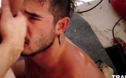 Gays Caine OConner and Zac Snow Bareback