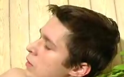 Don\\\'t ever let this horny twink alone in your livingroom! 