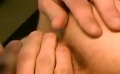 2 lovers searching for a quiet place to suck & fuck together