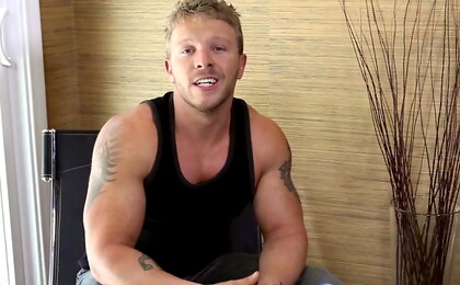 Toby Tucker is a hot, horny and hung bodybuilder and is jerking his cock just for you.