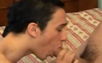 Nice Looking Males Loves To Suck Cock & Fuck Each Other