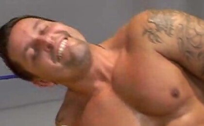 Claudio Antonelli V. Mickey -- Wrestle Hard Media