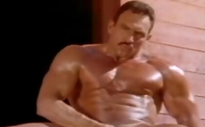 Military gay man thinks about his hot boyfriend & jerks off
