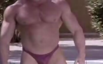 Hot bodybuilder showing his muscles & dick for the camera