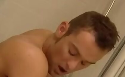 2 hot guys fuck each other in the ass and mouth in bathroom!