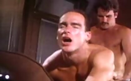 Men in heat banging into a doctor office until they both cum