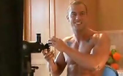 This dude is bringing you on a behind the scene photo shoot 