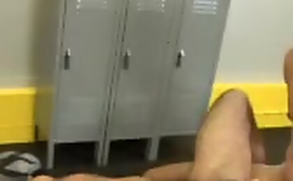 Parker Perry gets his sweet ass rocked by Jeremy\\\'s building.