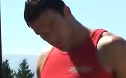It\\\'s the perfect sunny day for an outdoor Blowjob photo shoo