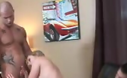 The trio kick back on the sofa and decide to suck and fuck!