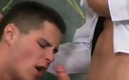 Super cute twinks experiencing anal sex & blowjobs in group!